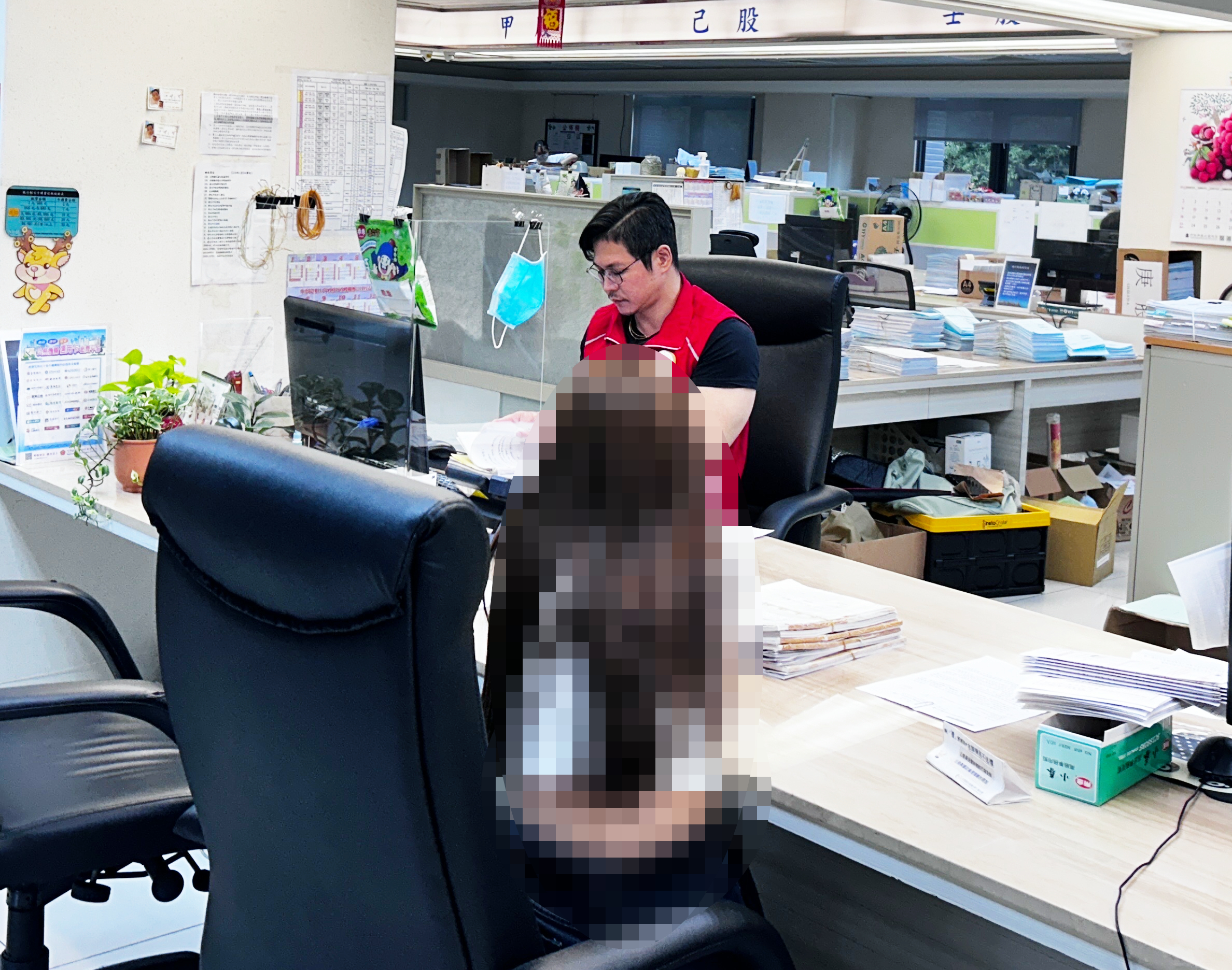 3F959072-1167-4174-B502-3298D4E00A81