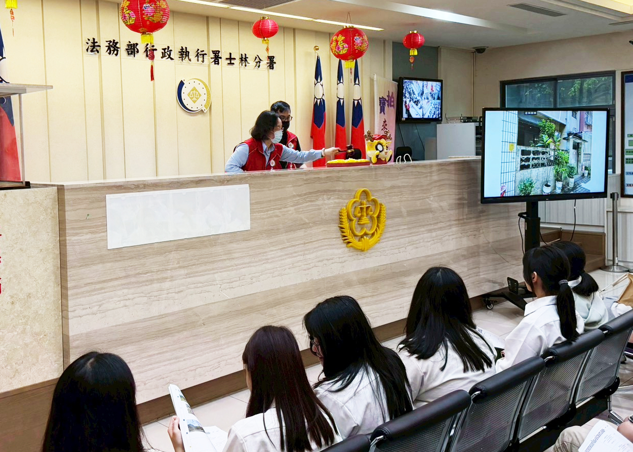 LINE_ALBUM_202647_260407_1